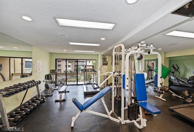 1801 Diamond St, San Diego, CA 92109