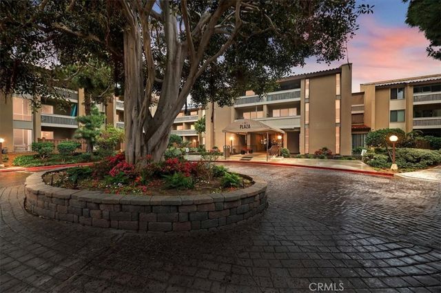 1801 Diamond St, San Diego, CA 92109