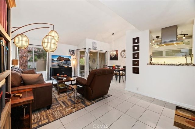 1801 Diamond St, San Diego, CA 92109