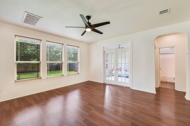 10229 English Oak DR, Austin, TX 78748