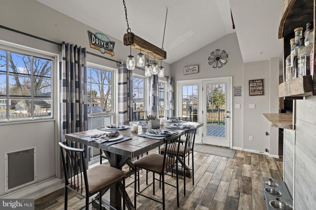 5 PANAMA CT, Carneys Point, NJ 08069