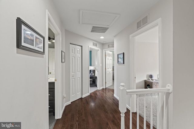 5 PANAMA CT, Carneys Point, NJ 08069