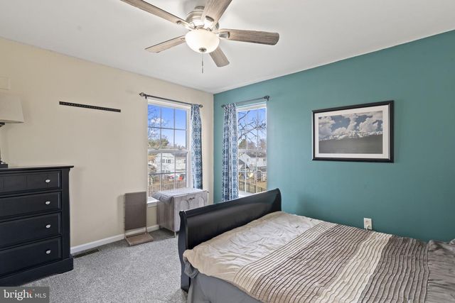 5 PANAMA CT, Carneys Point, NJ 08069