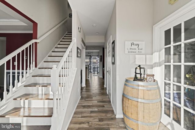 5 PANAMA CT, Carneys Point, NJ 08069