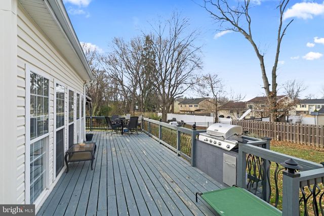 5 PANAMA CT, Carneys Point, NJ 08069