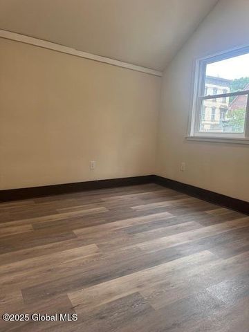238 8th Street 2, Troy, NY 12180