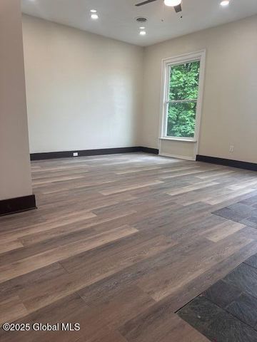 238 8th Street 2, Troy, NY 12180
