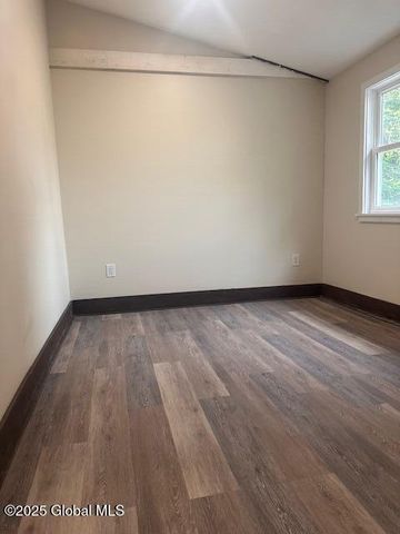 238 8th Street 2, Troy, NY 12180