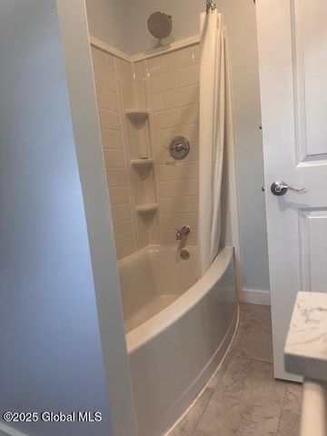 238 8th Street 2, Troy, NY 12180