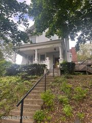 238 8th Street 2, Troy, NY 12180