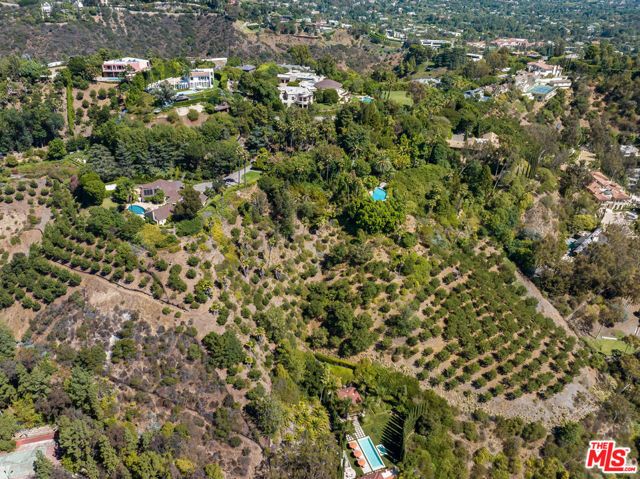 1031 Bel Air Court, Los Angeles, CA 90077