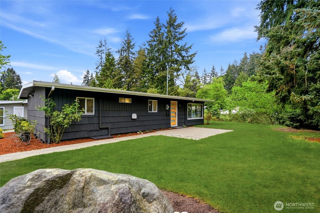 22428 91st Ave W, Edmonds, WA 98026
