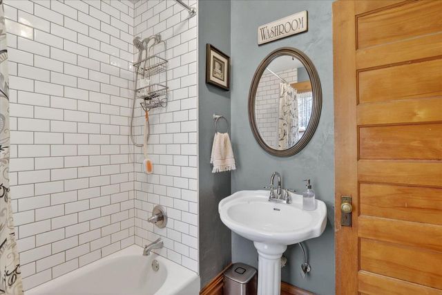 410 Washington Street, Edgerton, WI 53534