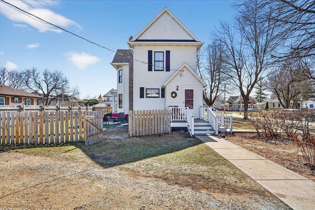 410 Washington Street, Edgerton, WI 53534