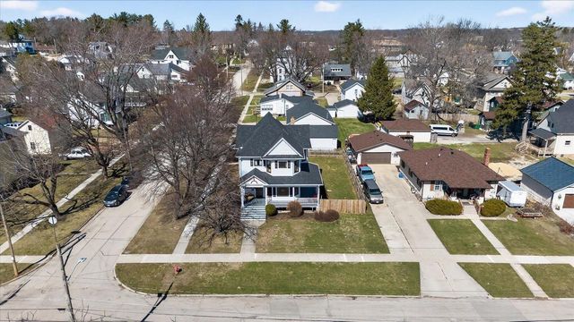 410 Washington Street, Edgerton, WI 53534