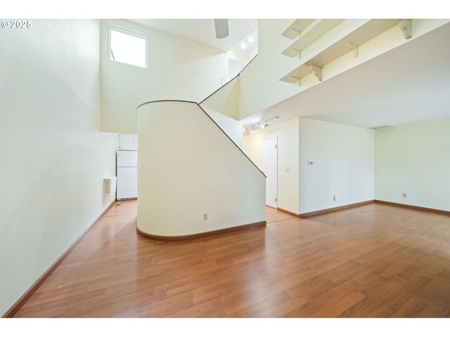 17525 Nw SHOREWOOD Dr, Beaverton, OR 97006