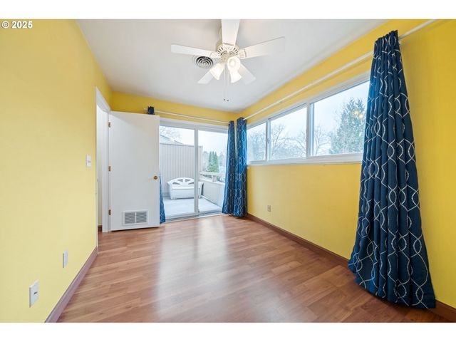 17525 Nw SHOREWOOD Dr, Beaverton, OR 97006