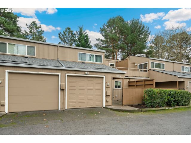 17525 Nw SHOREWOOD Dr, Beaverton, OR 97006