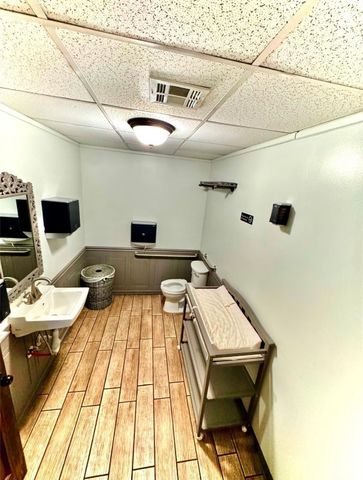 994 MARKET Street, Meadville, PA 16335