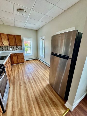 994 MARKET Street, Meadville, PA 16335