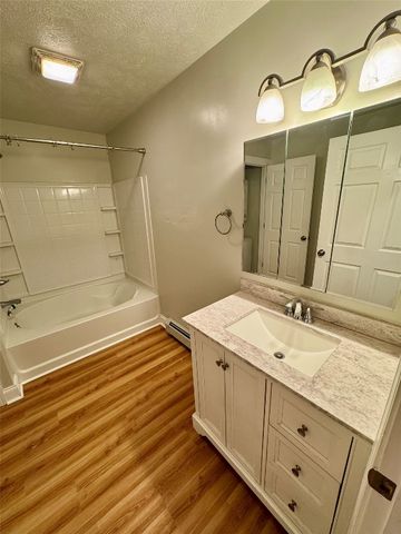 994 MARKET Street, Meadville, PA 16335