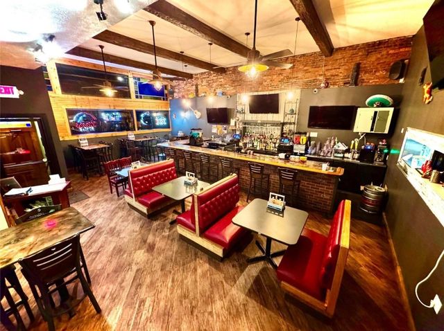 994 MARKET Street, Meadville, PA 16335