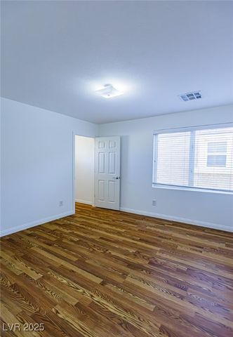 9527 Knopfler Lane, Las Vegas, NV 89148