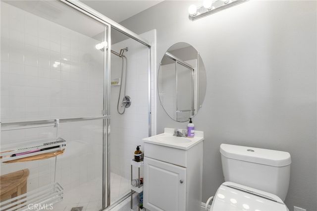 65 Ashcrest, Irvine, CA 92620