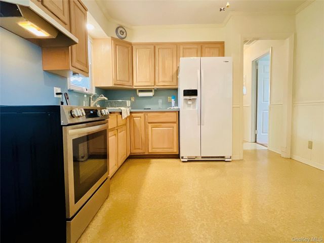 140 Andrew Avenue, East Meadow, NY 11554