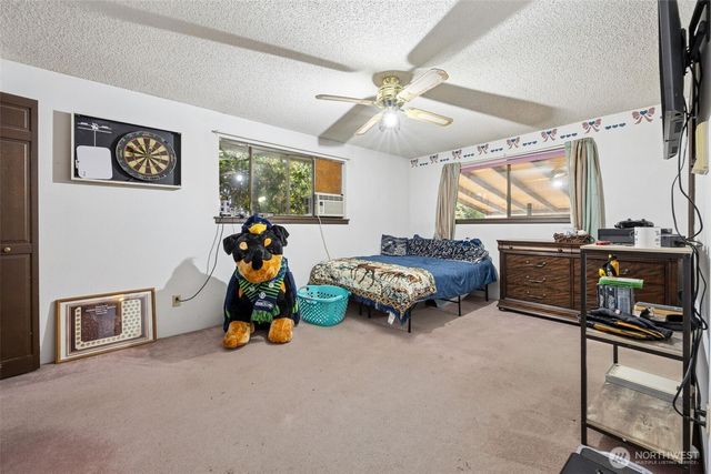 12401 99th Avenue Ct E, Puyallup, WA 98373