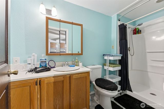 12401 99th Avenue Ct E, Puyallup, WA 98373