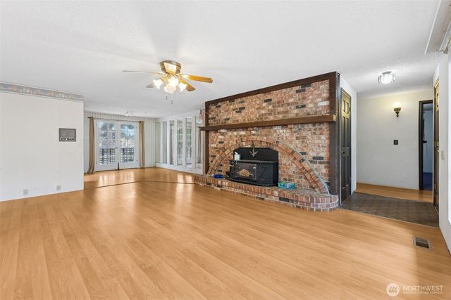 12401 99th Avenue Ct E, Puyallup, WA 98373