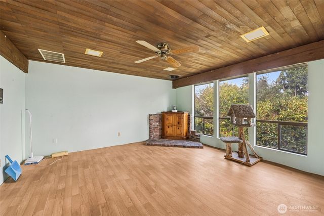 12401 99th Avenue Ct E, Puyallup, WA 98373