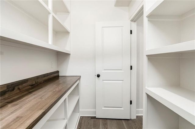 16965 S Brentwood Street, Olathe, KS 66062