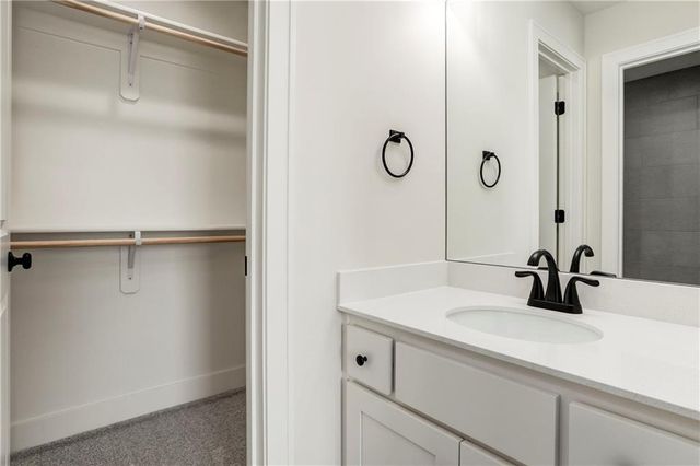 16965 S Brentwood Street, Olathe, KS 66062