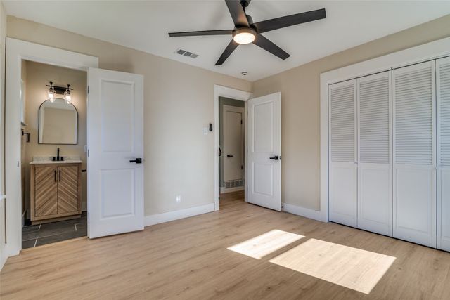 9209 Rustown Drive, Dallas, TX 75228