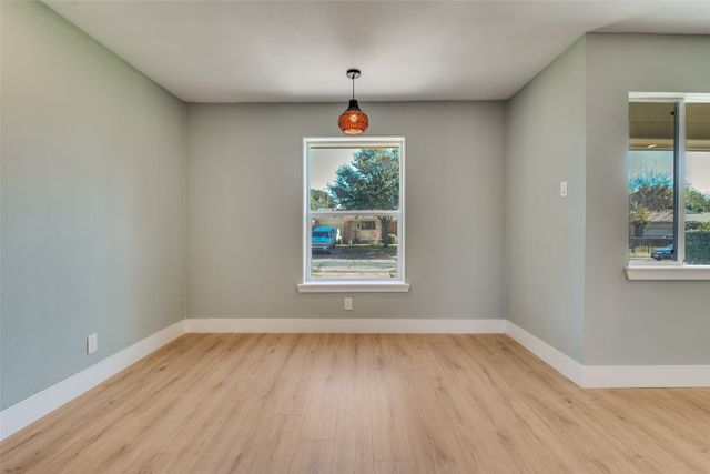 9209 Rustown Drive, Dallas, TX 75228