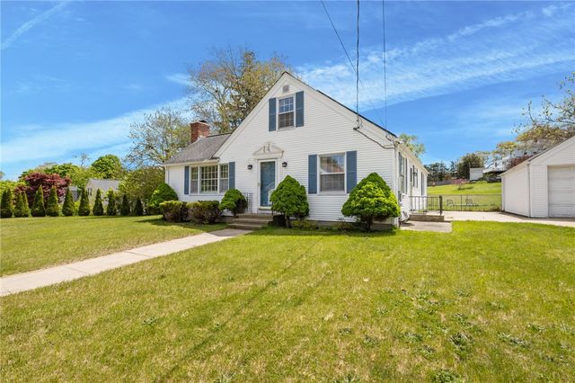 74 Youngs Avenue, West Warwick, RI 02893