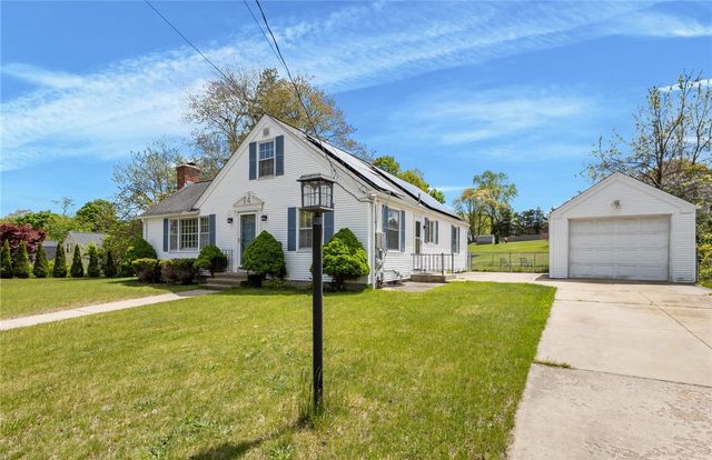 74 Youngs Avenue, West Warwick, RI 02893