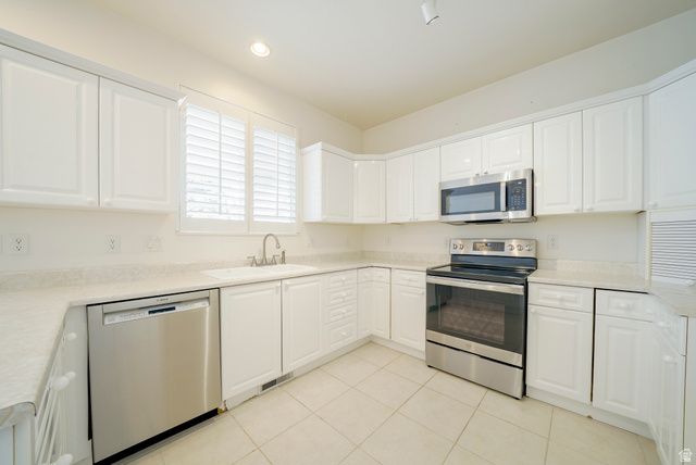 1569 W EASY ST, South Jordan, UT 84095