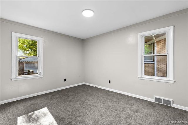 11856 Kilbourne Street, Detroit, MI 48213