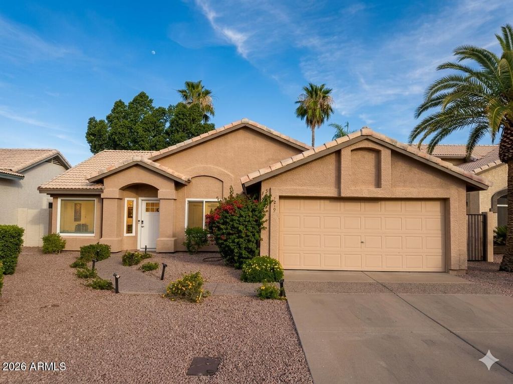 1219 E ARTESIAN Way, Gilbert, AZ 85234
