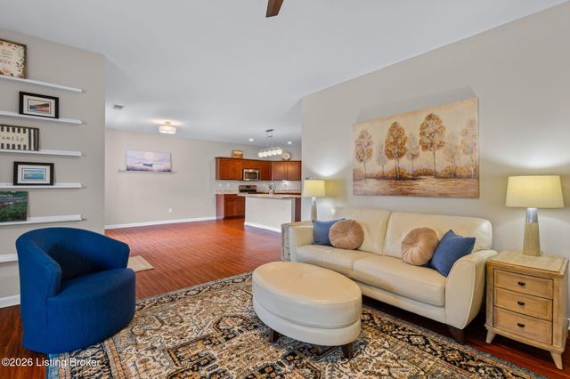 2203 Tatton Dr, Louisville, KY 40245