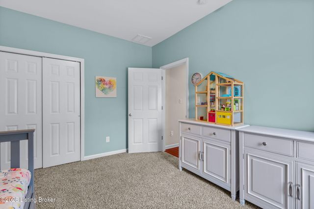 2203 Tatton Dr, Louisville, KY 40245