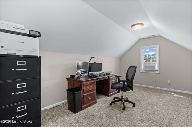 2203 Tatton Dr, Louisville, KY 40245