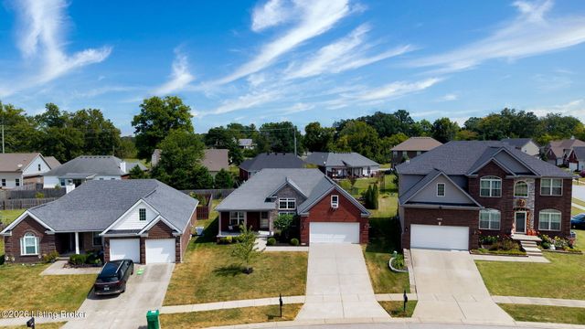 2203 Tatton Dr, Louisville, KY 40245