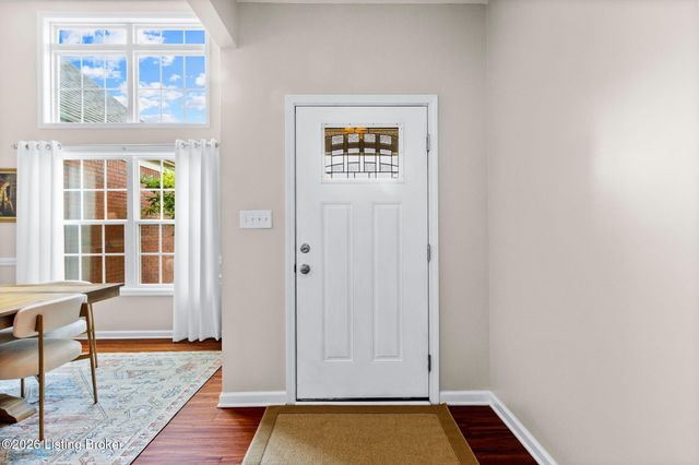 2203 Tatton Dr, Louisville, KY 40245