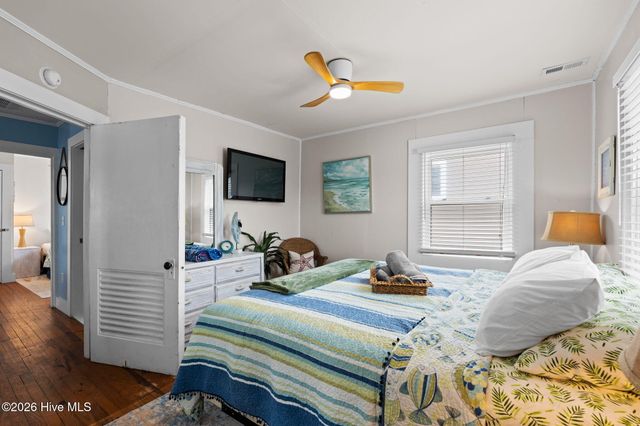 1014 W Beach Drive, Oak Island, NC 28465
