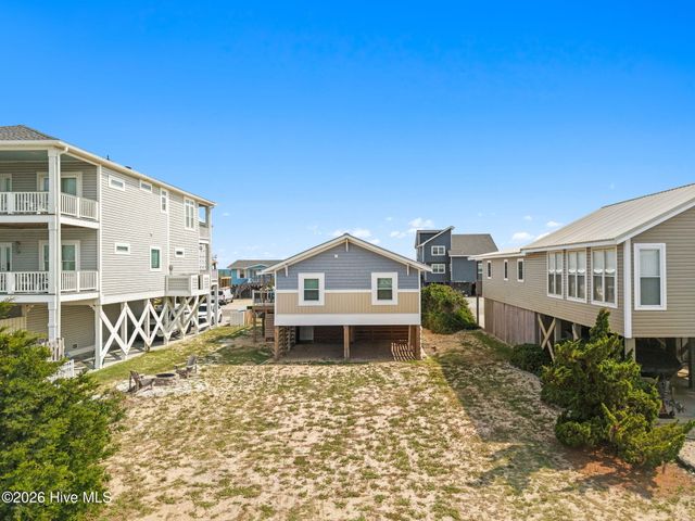 1014 W Beach Drive, Oak Island, NC 28465