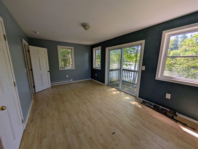 23 Penn Avenue, Deerfield, NH 03037